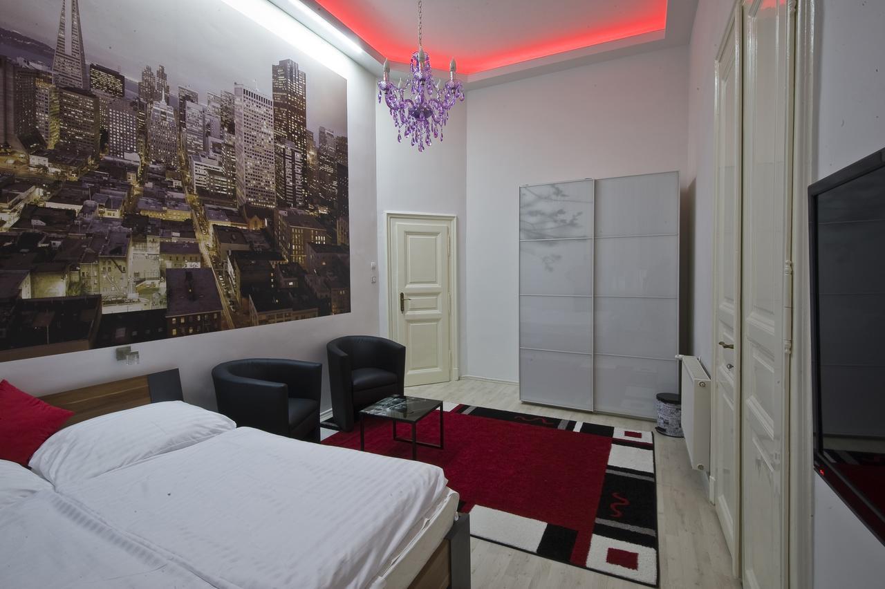 Metropolis Budapest Boutique Hotel ภายนอก รูปภาพ