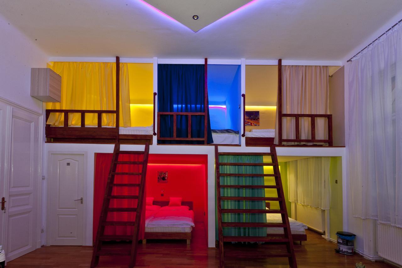 Metropolis Budapest Boutique Hotel ภายนอก รูปภาพ